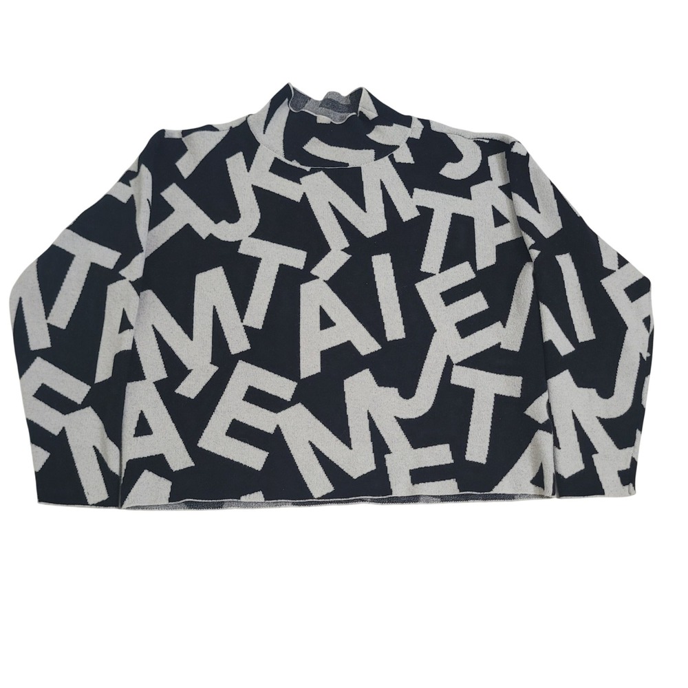 Maeve Small Cropped Mock Neck‎ Je T'aime I Love You Sweater Black White